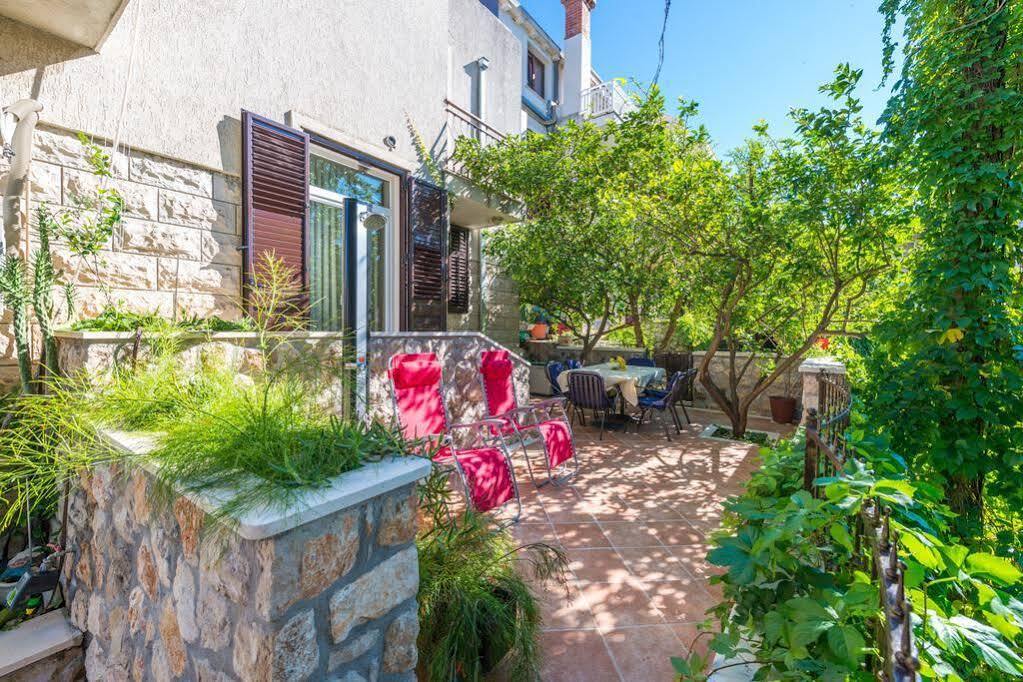 Lia Apartamento